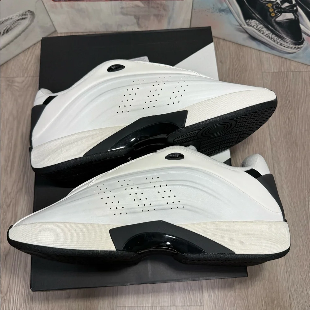New Adidas Nova IIInfinity White/Blk Basketball Shoe Men Size 13.5, 14.5, 15, 16